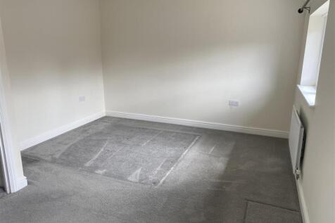 Bedroom 1.jpeg