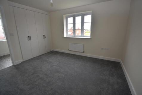 2 Mill Grove Tamworth Bedroom 1.JPG