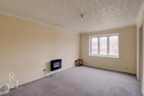 2 Bronte Court (3).jpg