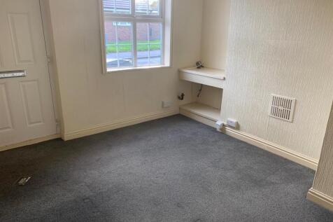 ADVERT 36 Lichfield Lounge.jpg