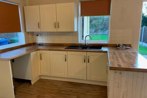 283 AD Kitchen 1.jpg