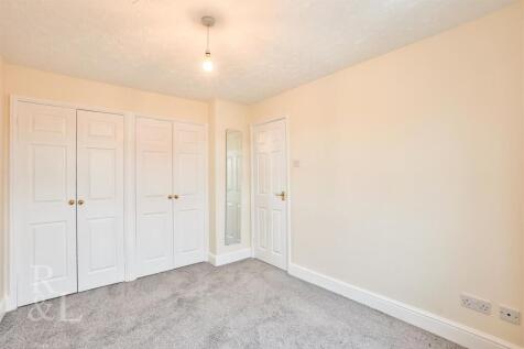 20 Balmoral Close (14).jpg