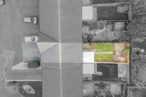 20 Balmoral Close (1).jpg