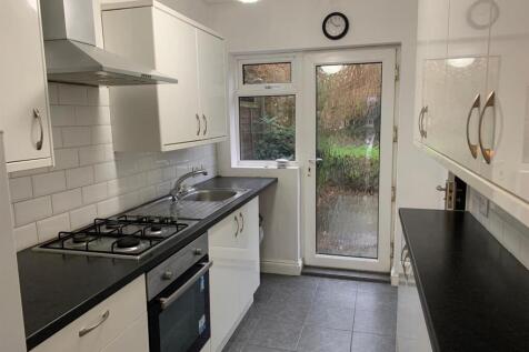 35 Dryden Road Kitchen 1.jpg