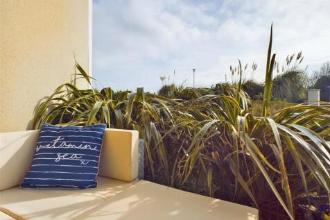 Southerly Terrace