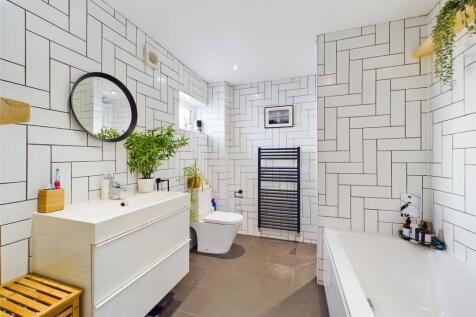 Master En-Suite