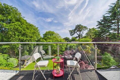 Top Floor Balcony