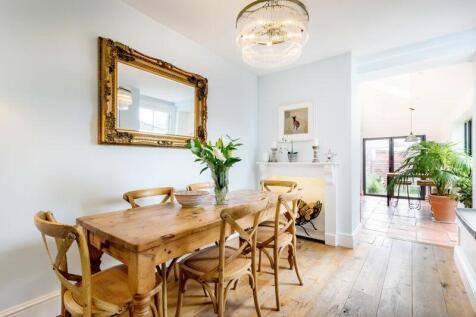 Kitchen/dining area
