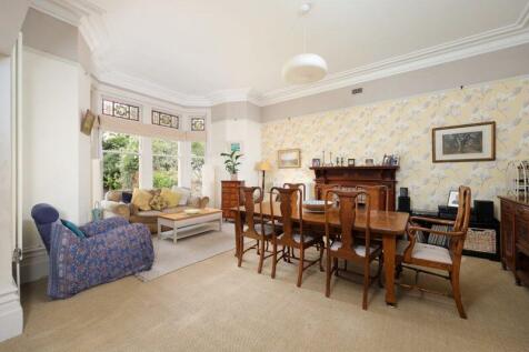Reception 2/Dining Room