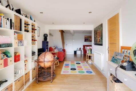 Snug/Garden room