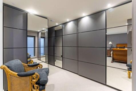 Dressing area