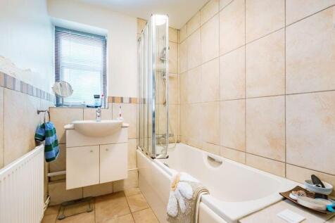 Bath/Shower Room