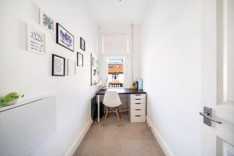 Study/Cot Room