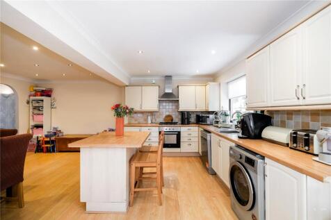 Dining Room/Kitchen