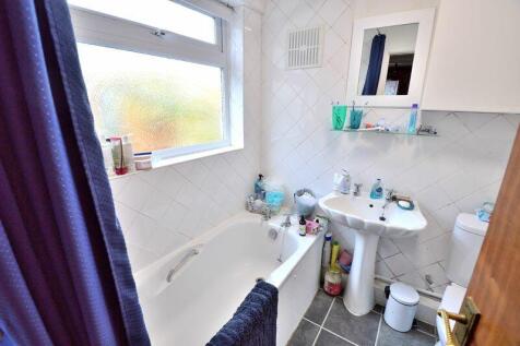 DOWNSTAIRS BATHROOM