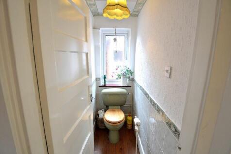 SEPARATE WC