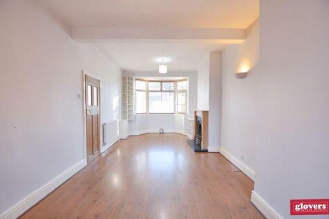 DINING / LIVING ROOM