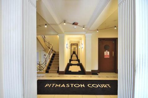 RESIDENTS ENTRANCE HALL