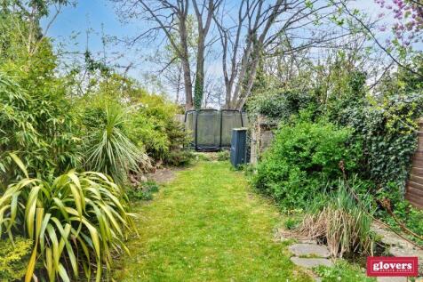 BACK GARDEN