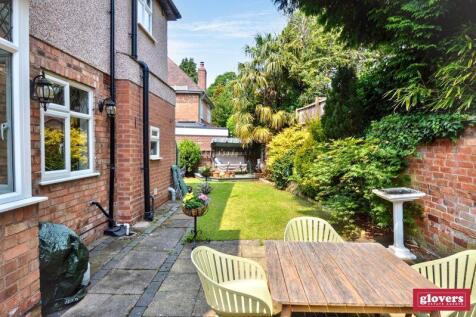 BACK GARDEN