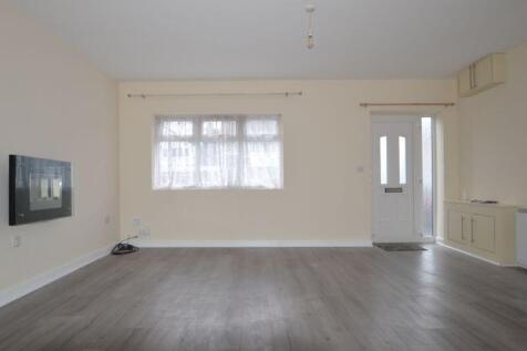 LOUNGE / KITCHEN