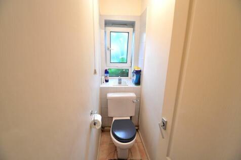 SEPARATE WC