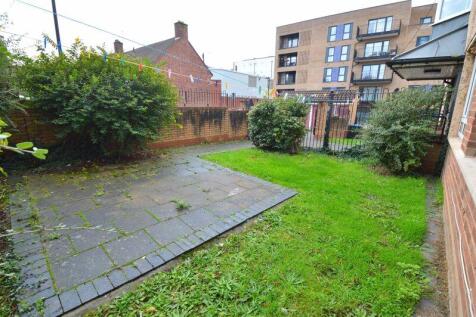 RESIDENTS GARDEN