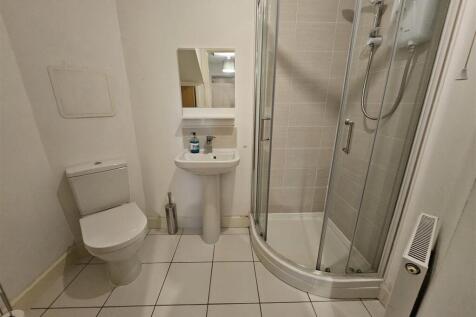 Ground Floor Bathroom