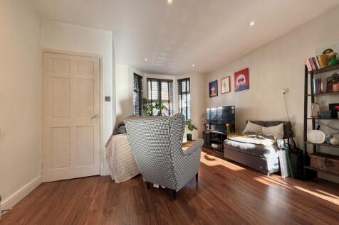 Living room continued