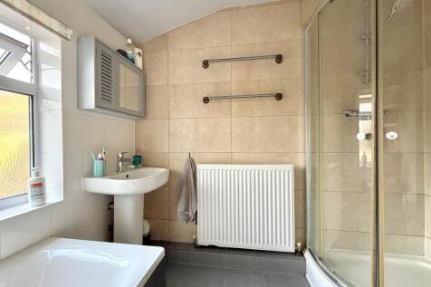 Ground Floor Bathroom Continued