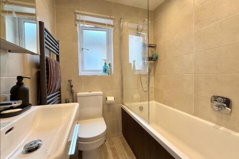 First Floor Bathroom