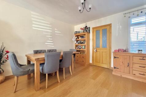 Dining Room Continued