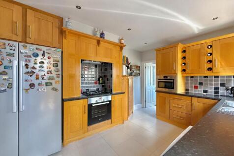 Kitchen Continured