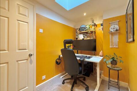 Bedroom Two/Office