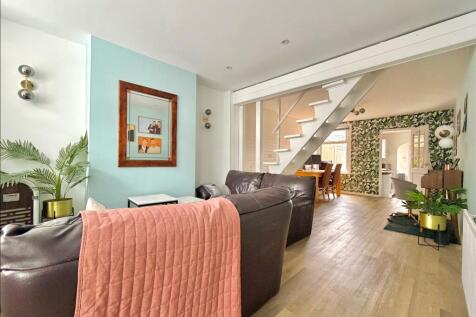 Open Plan Reception Rooms