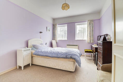 Principal bedroom