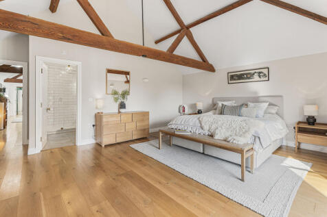 Principal bedroom