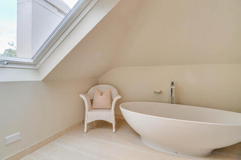 Upstairs Bathroom