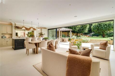 Kitchen/Diner/Family