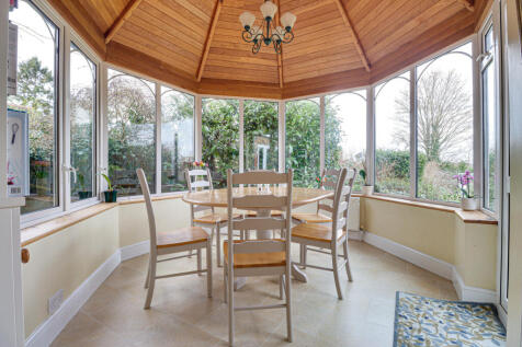 Breakfast Room