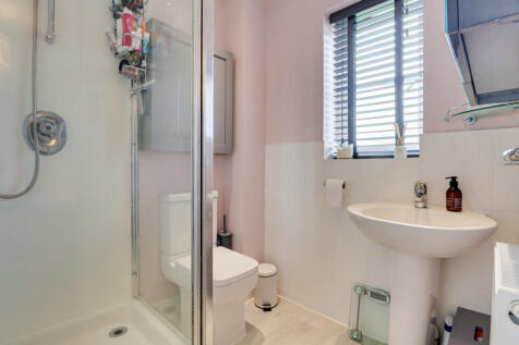 En suite Shower Room