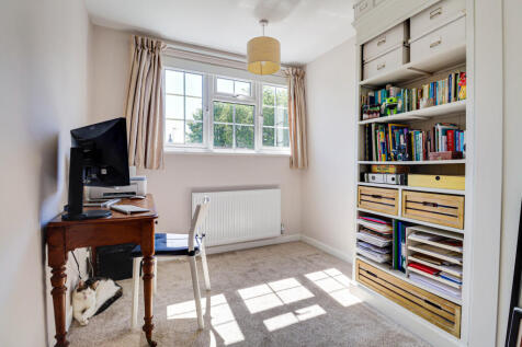 Bedroom/Study