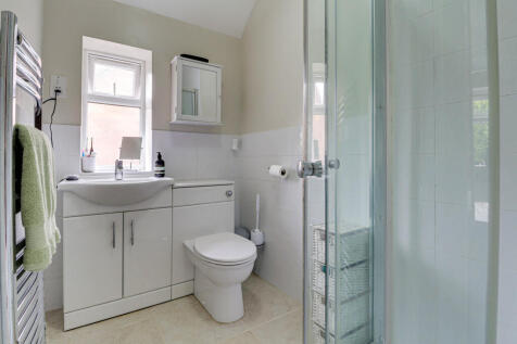 En suite Shower Room