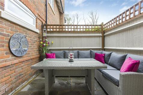 Private Courtyard