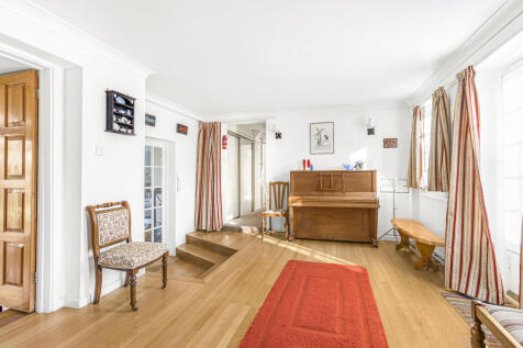 Entrance Lobby