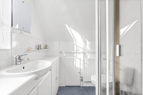En-Suite Shower