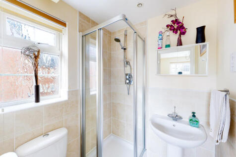 En-Suite Shower