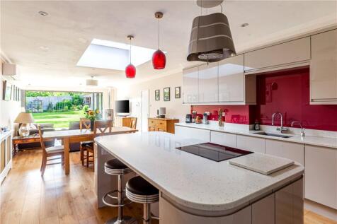 Kitchen/Family Room