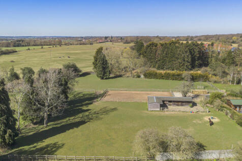 Paddock/Stables