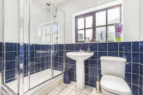 Annex Shower Room